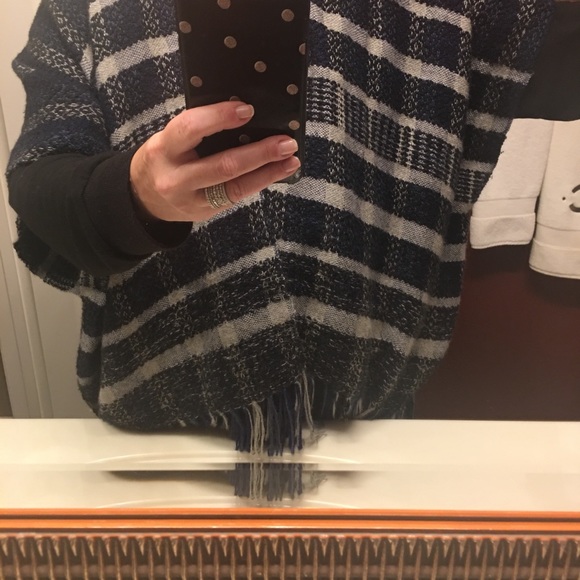 Cotton/Alpaca wrap poncho - Picture 7 of 7